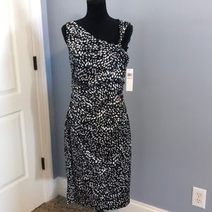 NWT Black and white midi asymmetrical dress with stretch